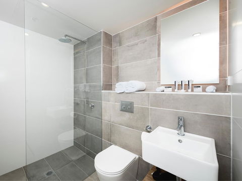 Abode Kingston - Tourism Search 6