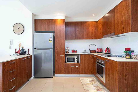 Spacious 1BR Stylish New Acton Apartment +Parking - Tourism Search 16