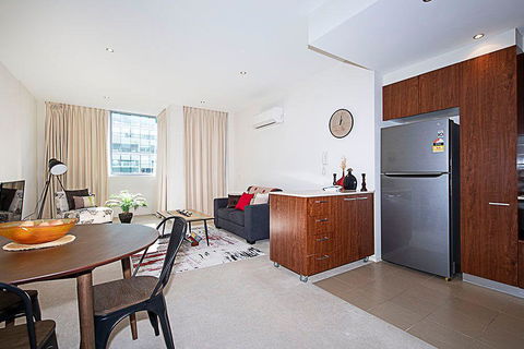 Spacious 1BR Stylish New Acton Apartment +Parking - Tourism Search 5