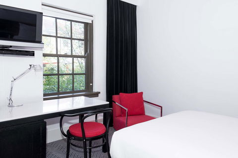 Peppers Gallery Hotel - Tourism Search 13