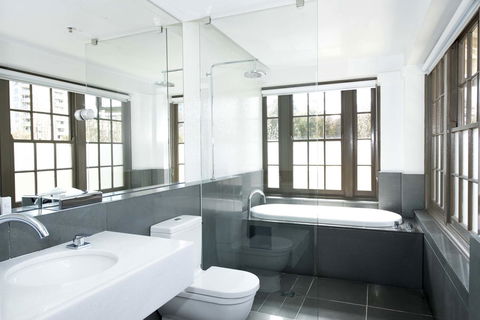 Peppers Gallery Hotel - Tourism Search 17