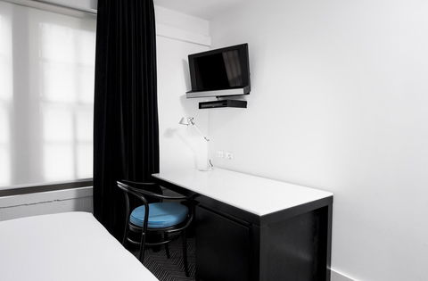 Peppers Gallery Hotel - Tourism Search 33