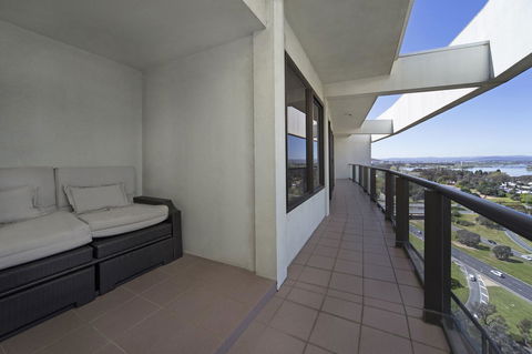 BreakFree Capital Tower Apartments - Tourism Search 35