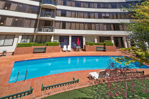 BreakFree Capital Tower Apartments - Tourism Search 3