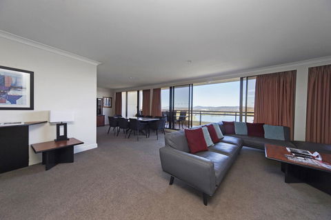 BreakFree Capital Tower Apartments - Tourism Search 30