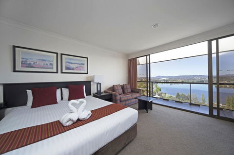 BreakFree Capital Tower Apartments - Tourism Search 38