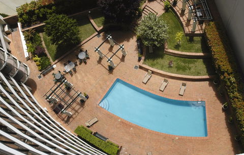 BreakFree Capital Tower Apartments - Tourism Search 12