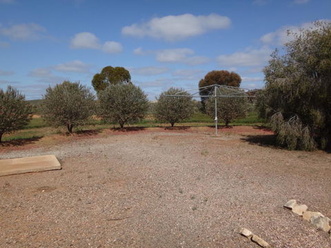 Windana Cottages - Tourism Search 21