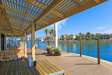 Marina Hotel - Tourism Search 38