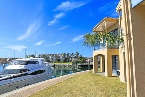 Marina Hotel - Tourism Search 27