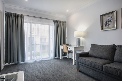 Marina Hotel - Tourism Search 3