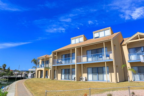 Marina Hotel - Tourism Search 28