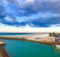 Ocean View Luxury Apartment  Suite - Tourism Search