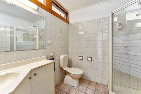 William Macintosh Motor Lodge - Tourism Search 15