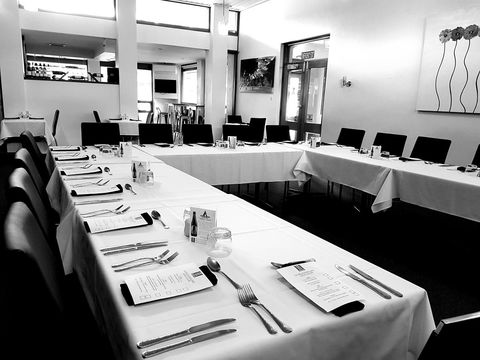 William Macintosh Motor Lodge - Tourism Search 39
