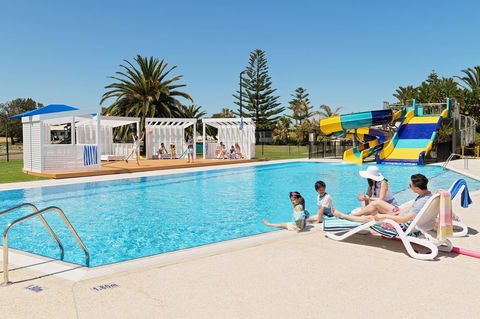 The Retreat West Beach Parks - Tourism Search 0