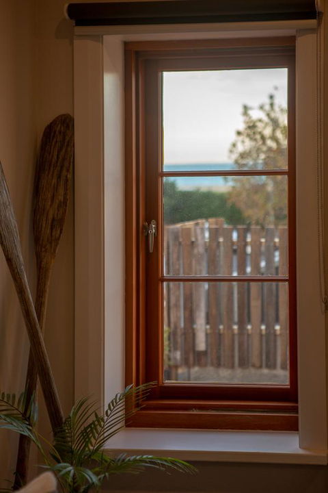 Lucy's Cottage - Tourism Search 14