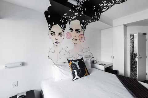 Majestic Minima Hotel - Tourism Search 18