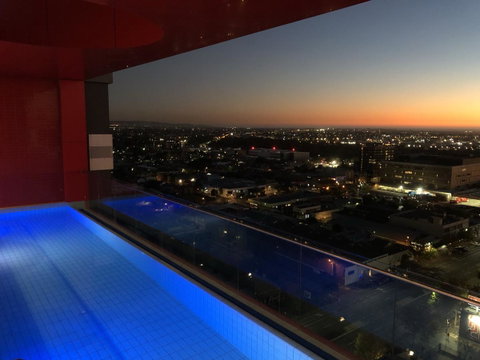 Central Escape @ Adelaide CBD - Tourism Search 18
