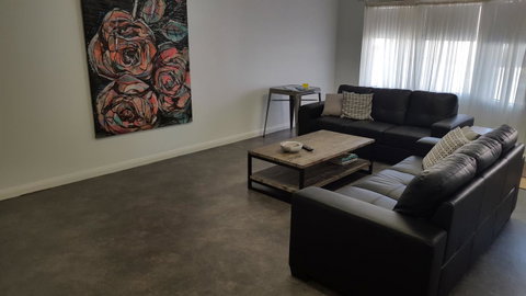 Aart Apartments - Tourism Search 9