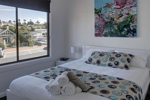 Aart Apartments - Tourism Search 25