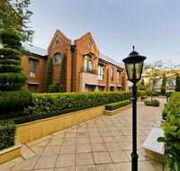 Majestic Old Lion Apartments - Tourism Search