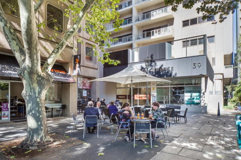 York Apartments On Grenfell - Tourism Search 16
