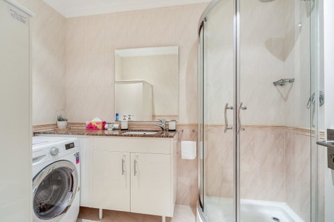 York Apartments On Grenfell - Tourism Search 15