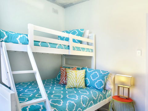 Seaview Sunset Holiday Apartments - Tourism Search 35
