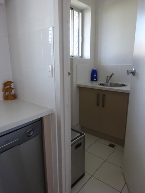 Selene Holiday Apartment @West Beach - Tourism Search 17