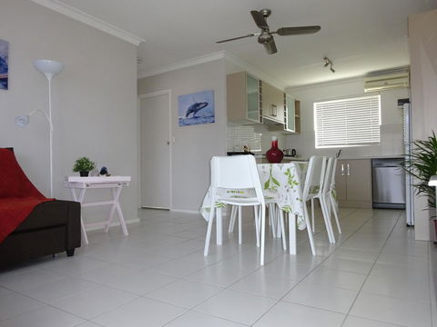 Selene Holiday Apartment @West Beach - Tourism Search 1