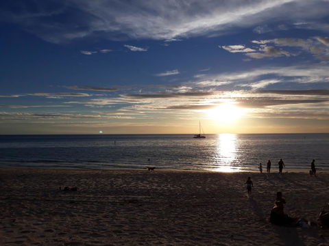 Selene Holiday Apartment @West Beach - Tourism Search 7
