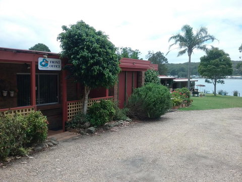 Lake Edge Apartments - Tourism Search 1