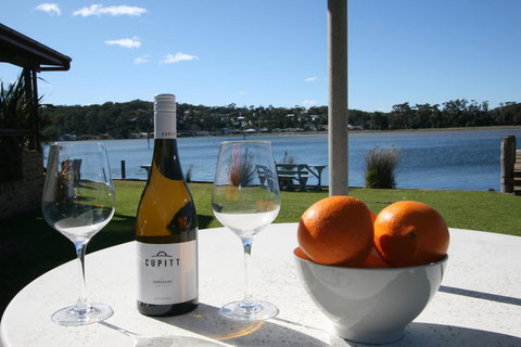 Lake Edge Apartments - Tourism Search 29