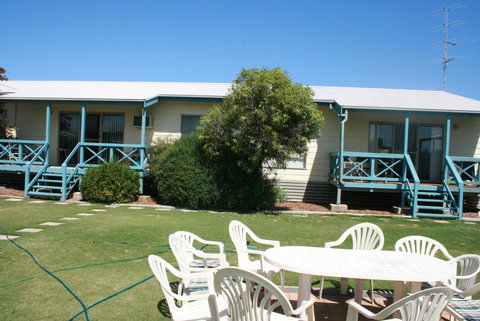 Marion Bay Holiday Villas - Tourism Search 6