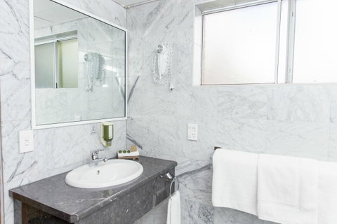Bathurst Motor Inn - Tourism Search 20