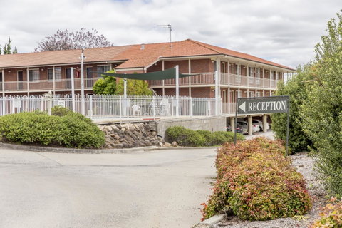 Bathurst Motor Inn - Tourism Search 17