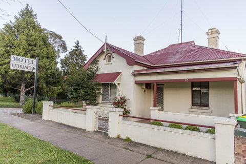 Bathurst Motor Inn - Tourism Search 30