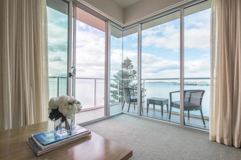 Port Lincoln Hotel - Tourism Search 12