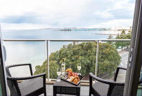 Port Lincoln Hotel - Tourism Search 13