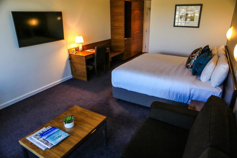 Port Lincoln Hotel - Tourism Search 11