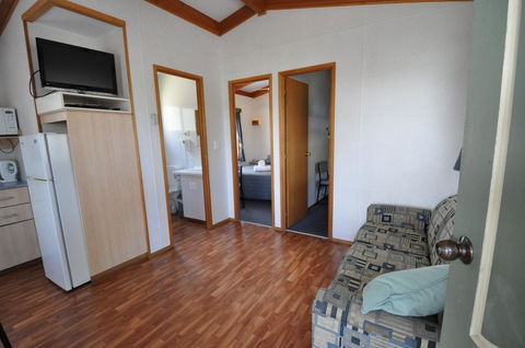 Beachside Holiday Park - Tourism Search 8