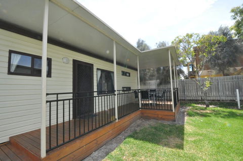 Beachside Holiday Park - Tourism Search 9