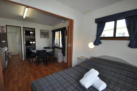 Beachside Holiday Park - Tourism Search 11