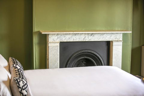 Nightcap At Exeter Hotel - Tourism Search 8