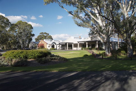 Serafino McLaren Vale - Tourism Search 18
