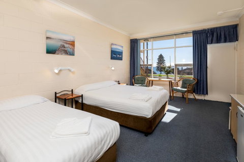 Blue Seas Motel - Tourism Search 11