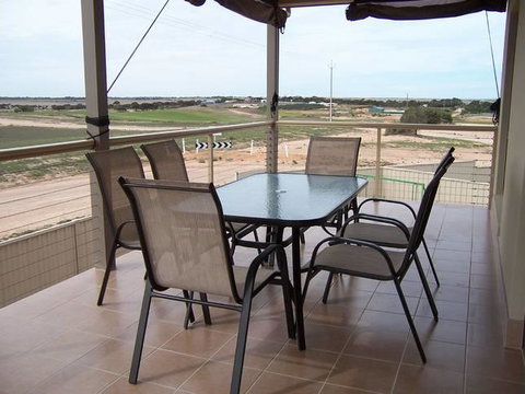 Relax On Par - Tourism Search 11