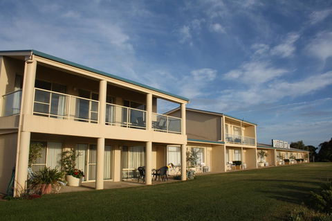 Lakeview Motel And Apartments - Tourism Search 2