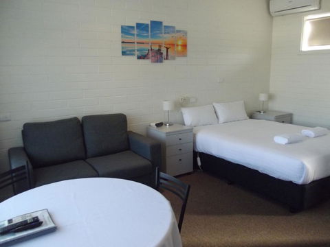 Guichen Bay Motel - Tourism Search 3